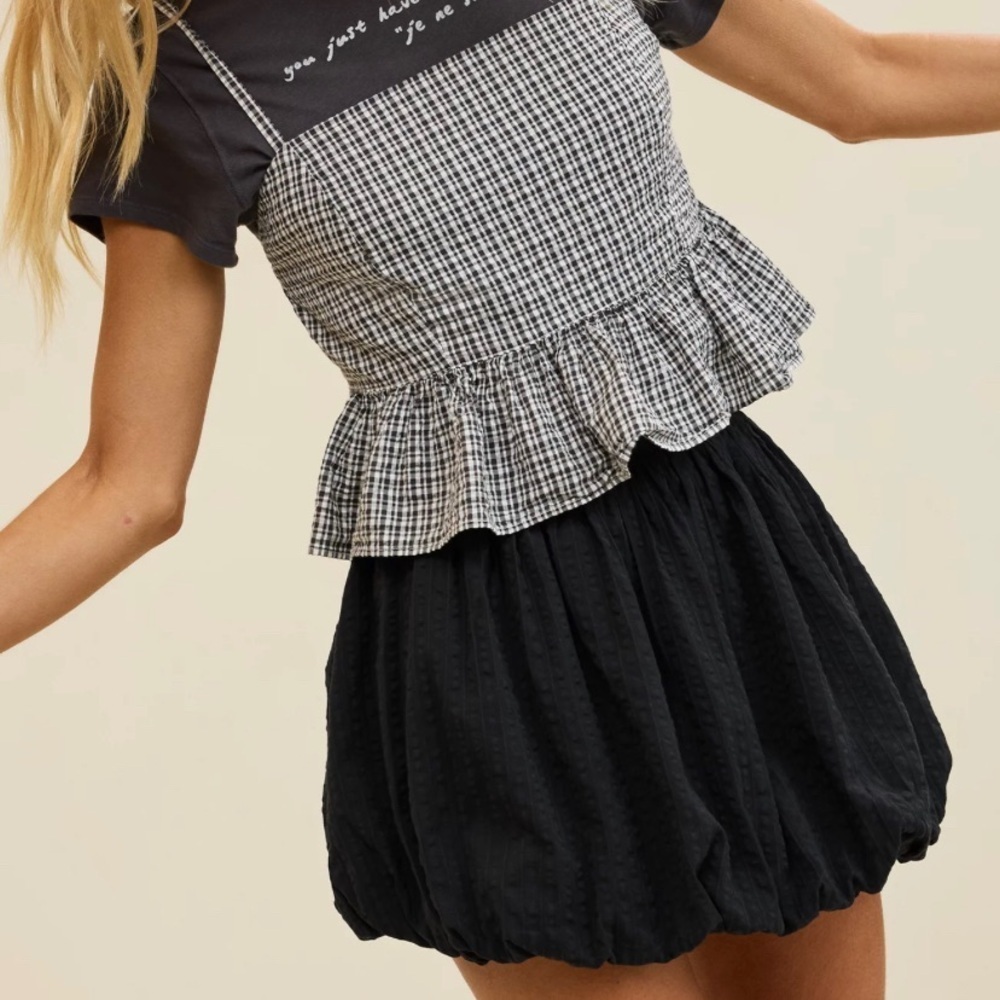 NWT AERIE Black Textured Bubble Skirt - Picture 2 of 6